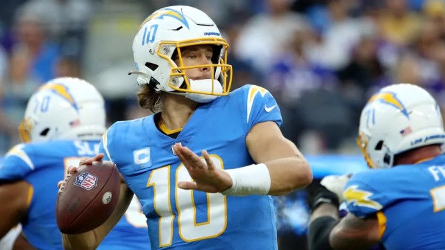 Les Chargers de Los Angeles battent les Steelers de Pittsburgh 41-37